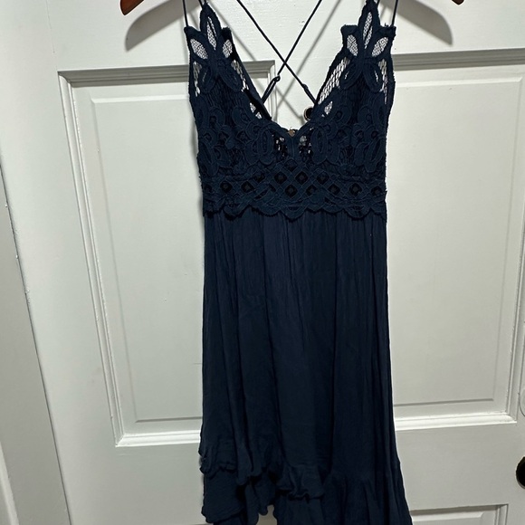 FREE PEOPLE FP ONE 'Adella' Slip Mini Dress in NAVY - XS - Picture 2 of 4